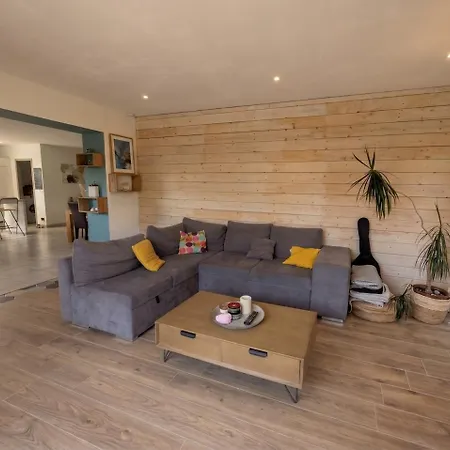 Maison Familiale Avec Studio, Climatisation Et Grand Jardin A וילה קורנבאריו
