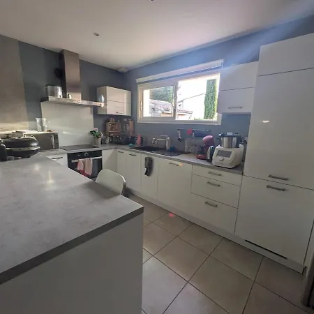Maison Familiale Avec Studio, Climatisation Et Grand Jardin A וילה *